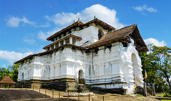 Lankathialaka-temple