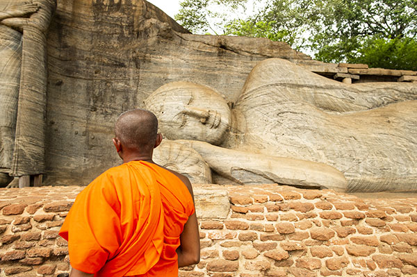 buddha statue