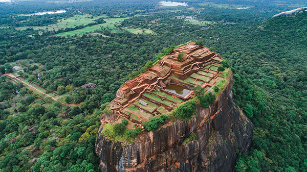 Sigiriya-Lions-Rock